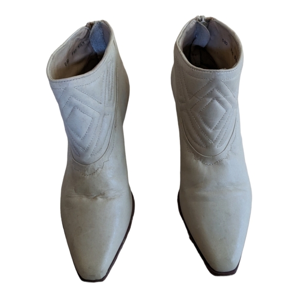 FRANCO Sarto leather embroidered tan western shooties, size 5.5M - Picture 2 of 6